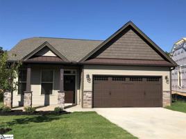 featured image of 214 Everard Ln