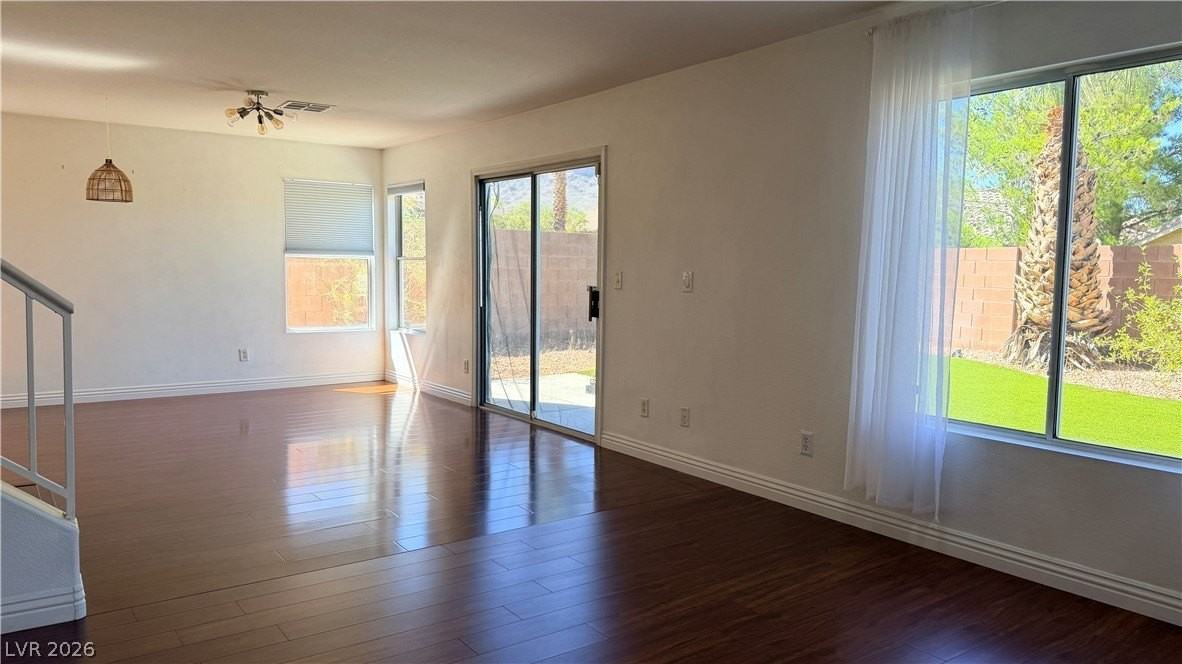 11173 Vivid Ave - Photo 7 of 28