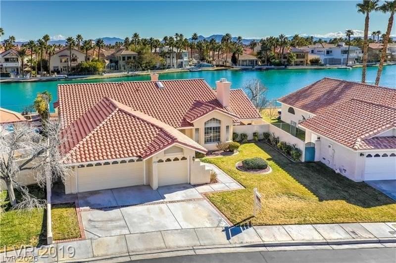 2524 Ocean Front Dr - Photo 3 of 46