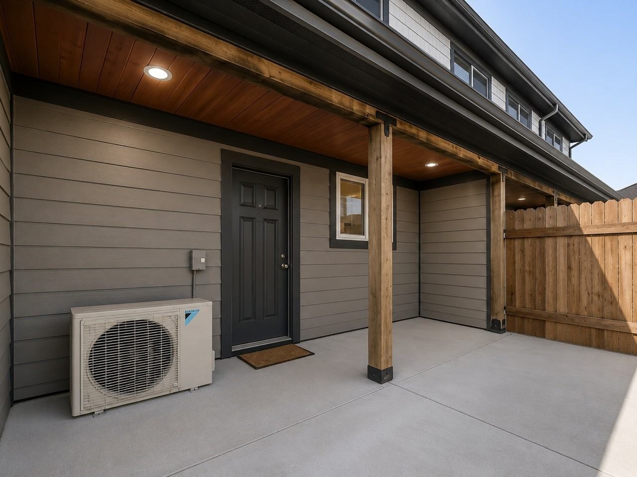 725 I Street - Photo 5 of 50
