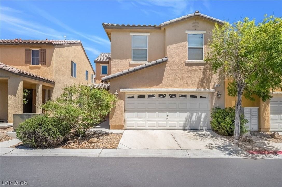 5078 Tioga Pass Ave - Photo 2 of 23