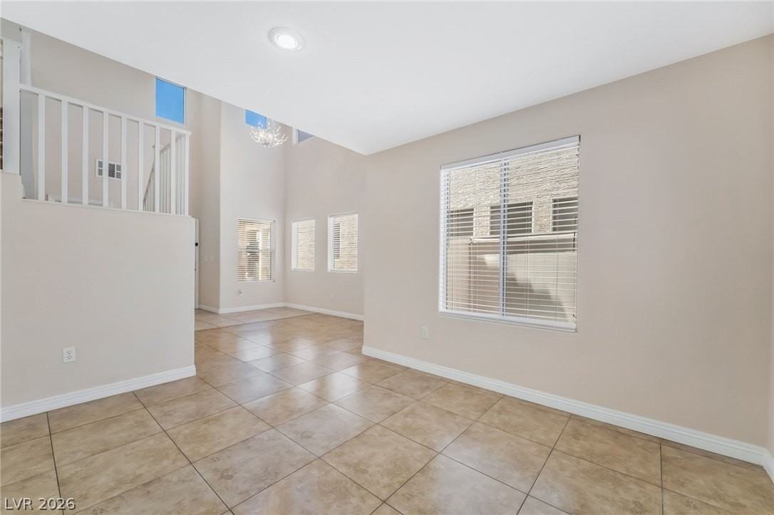5078 Tioga Pass Ave - Photo 6 of 23