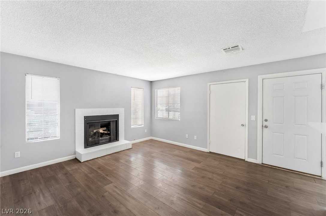 2722 Alicialynn Way #B - Photo 6 of 18