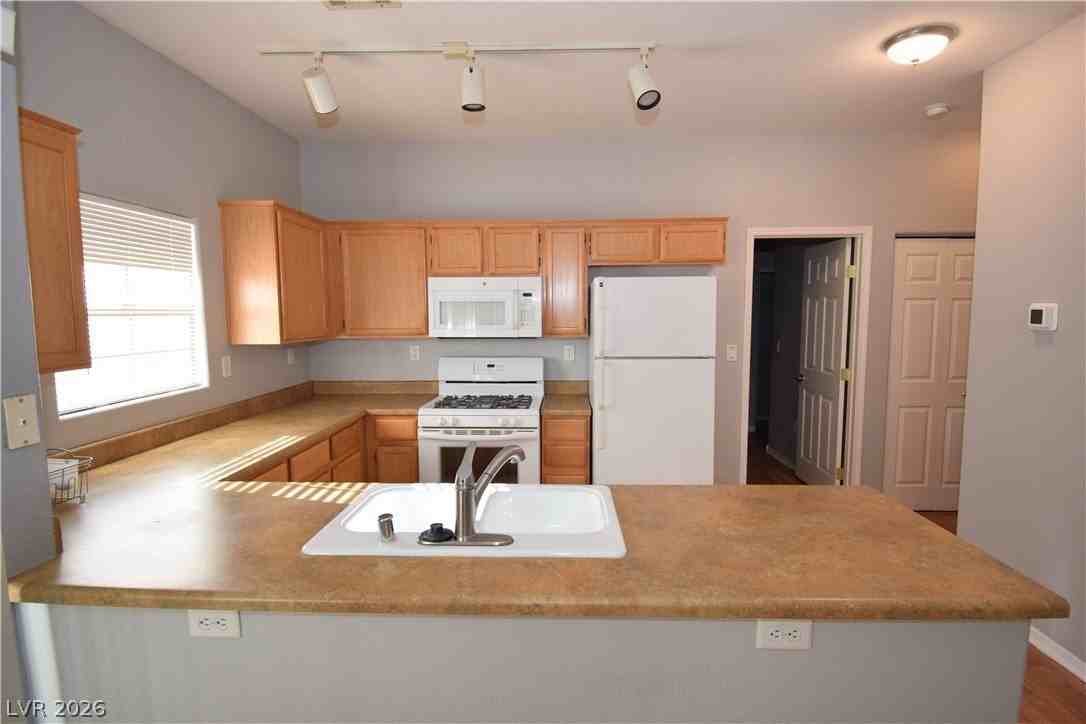 3825 Juno Beach St #201 - Photo 4 of 21
