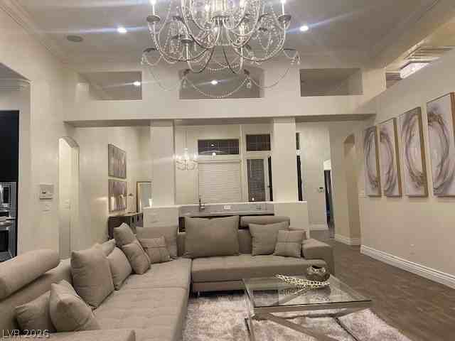 8800 Bonta Ct - Photo 4 of 50