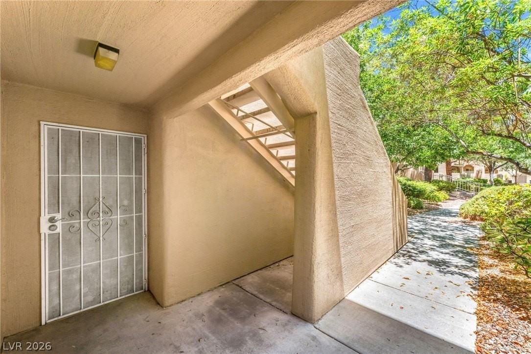 1901 Rio Canyon Ct #102 - Photo 3 of 23