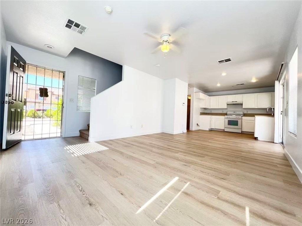 5893 Rainbow Bridge Dr - Photo 3 of 18