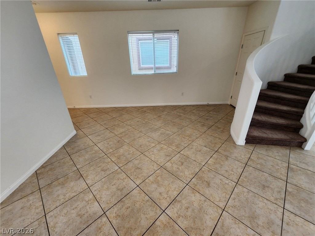 8177 Misty Horizon Ct - Photo 5 of 50