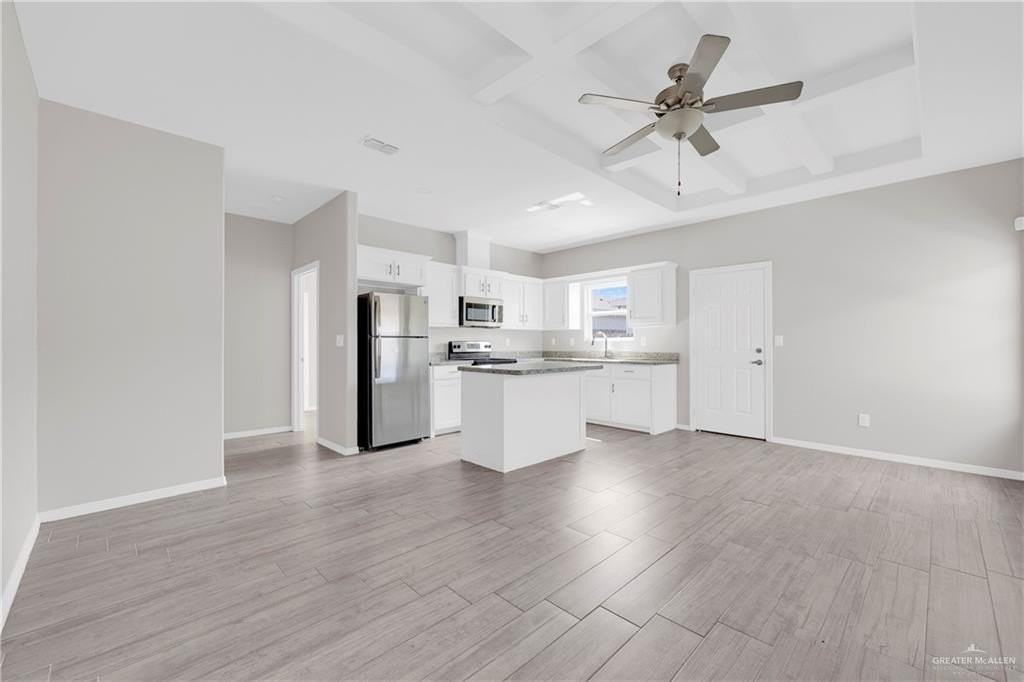 5105 N Dahlia St #3 - Photo 2 of 15