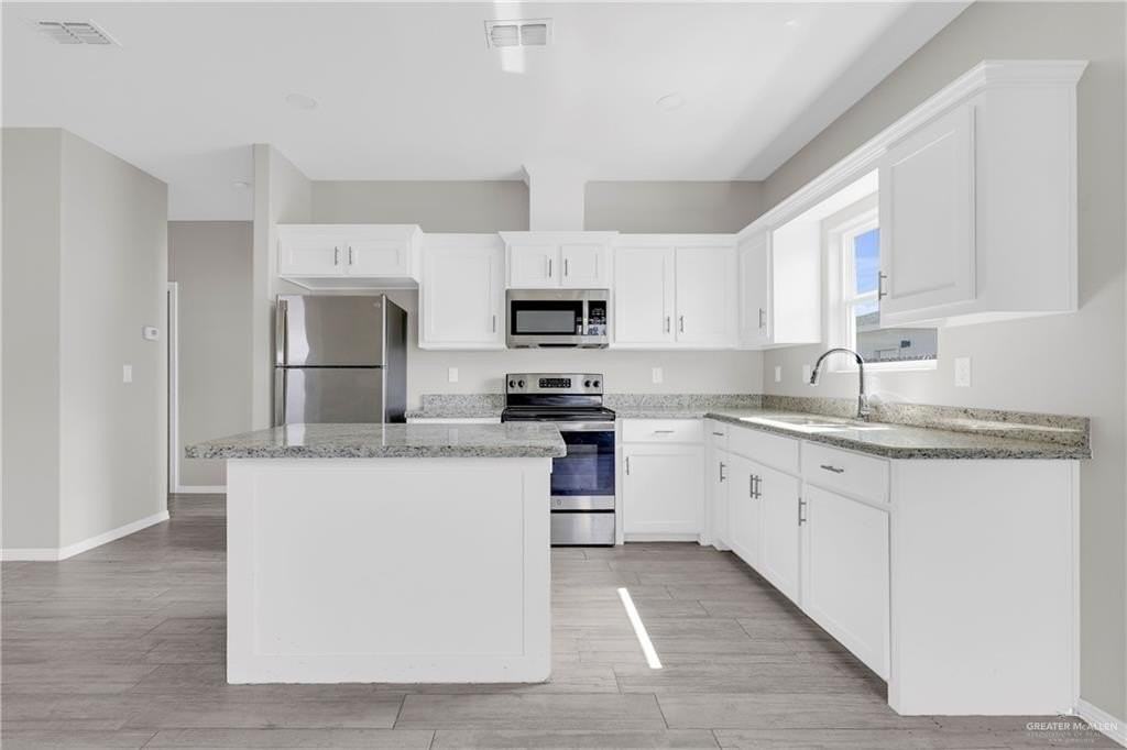 5105 N Dahlia St #3 - Photo 5 of 15