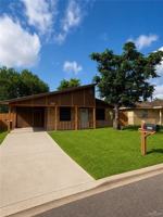 featured image of 1010 El Recreo Cir