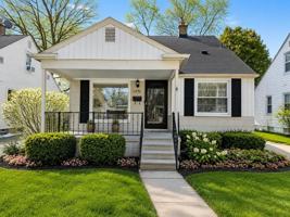 featured image of 1496 E Lincoln St