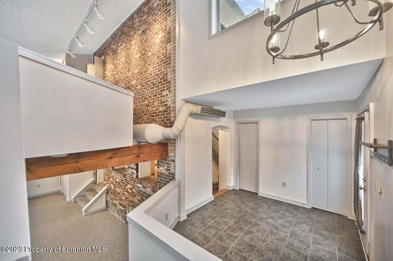1409 Penn Ave #3 - Photo 5 of 50