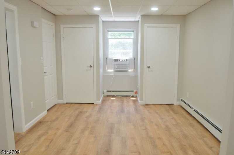 10 Ridgedale Ave W - Photo 4 of 12