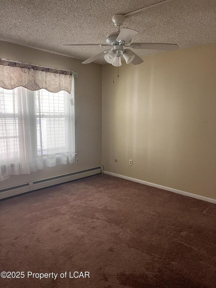 86 Maffett St #1stFL - Photo 6 of 10