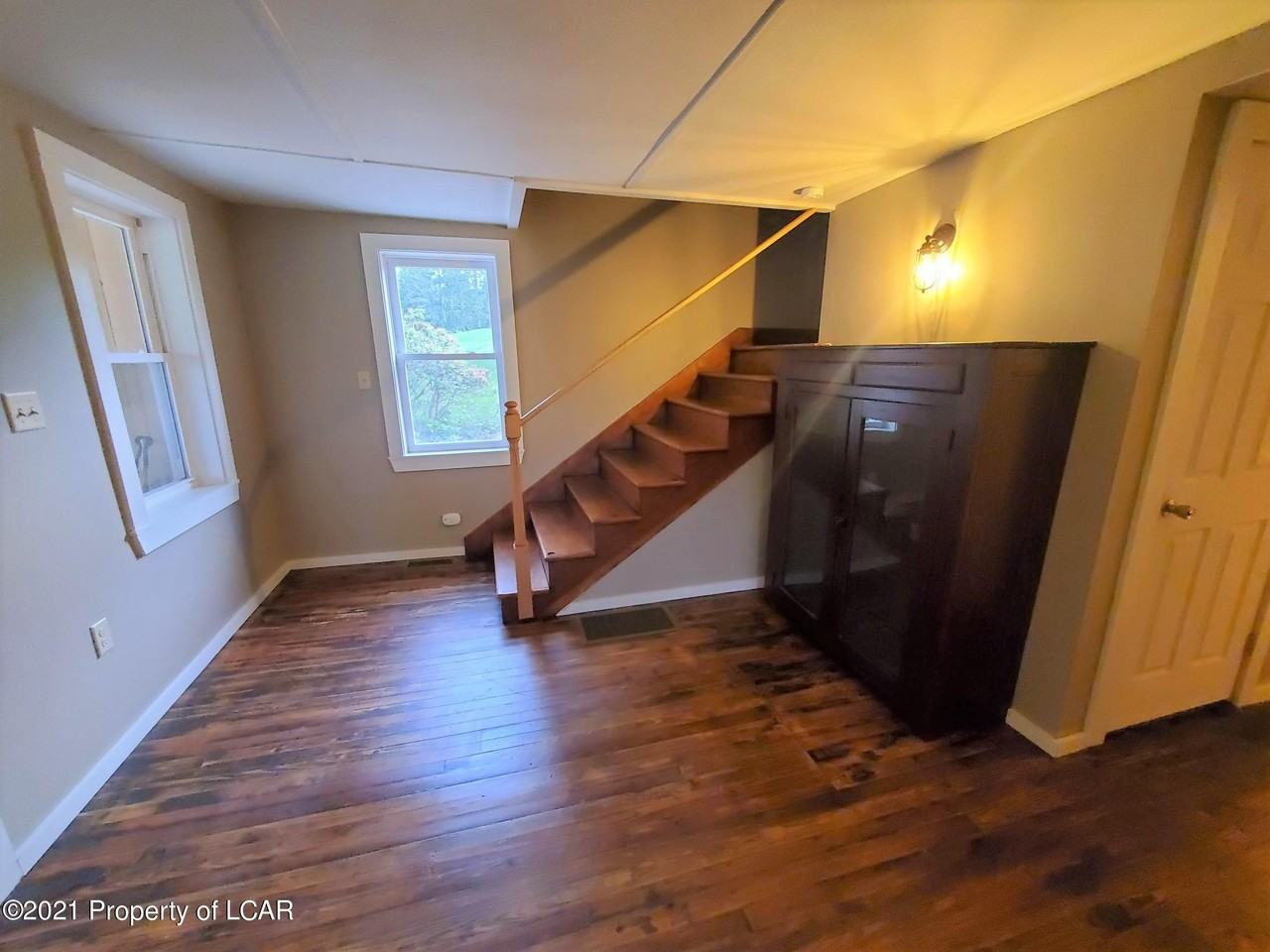 483 Orange Rd - Photo 2 of 10