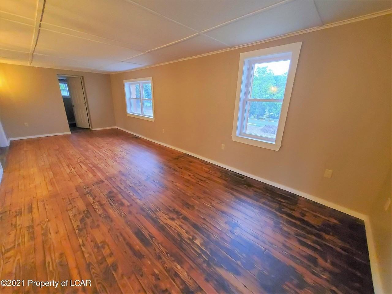 483 Orange Rd - Photo 6 of 10