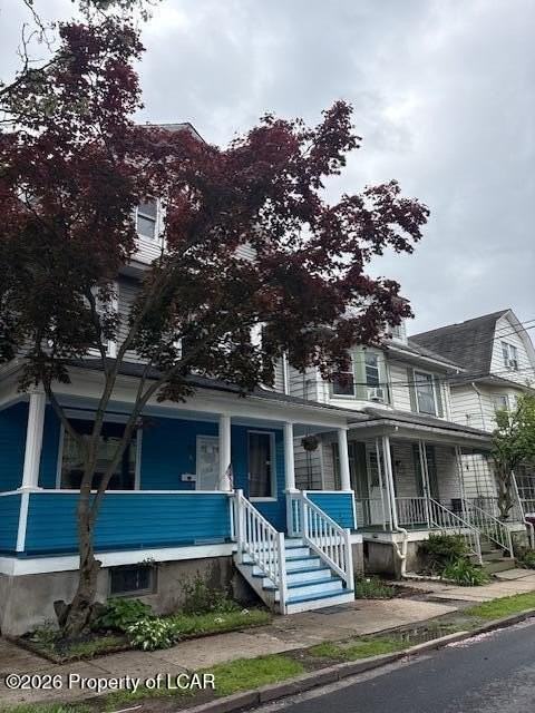14 Sterling Ave