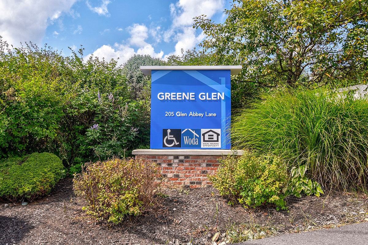 Greene Glen - Photo 5 of 23