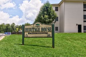 featured image of 6 Yellow Wood Way