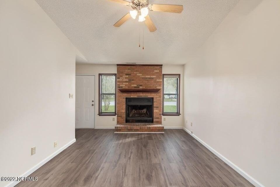 1041 Spring Villa Dr - Photo 5 of 27