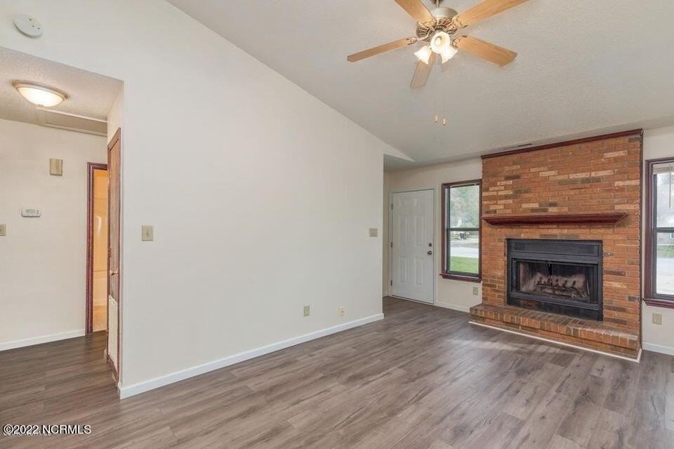 1041 Spring Villa Dr - Photo 6 of 27