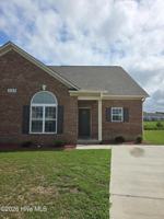 featured image of 325 S Pointe Dr #B