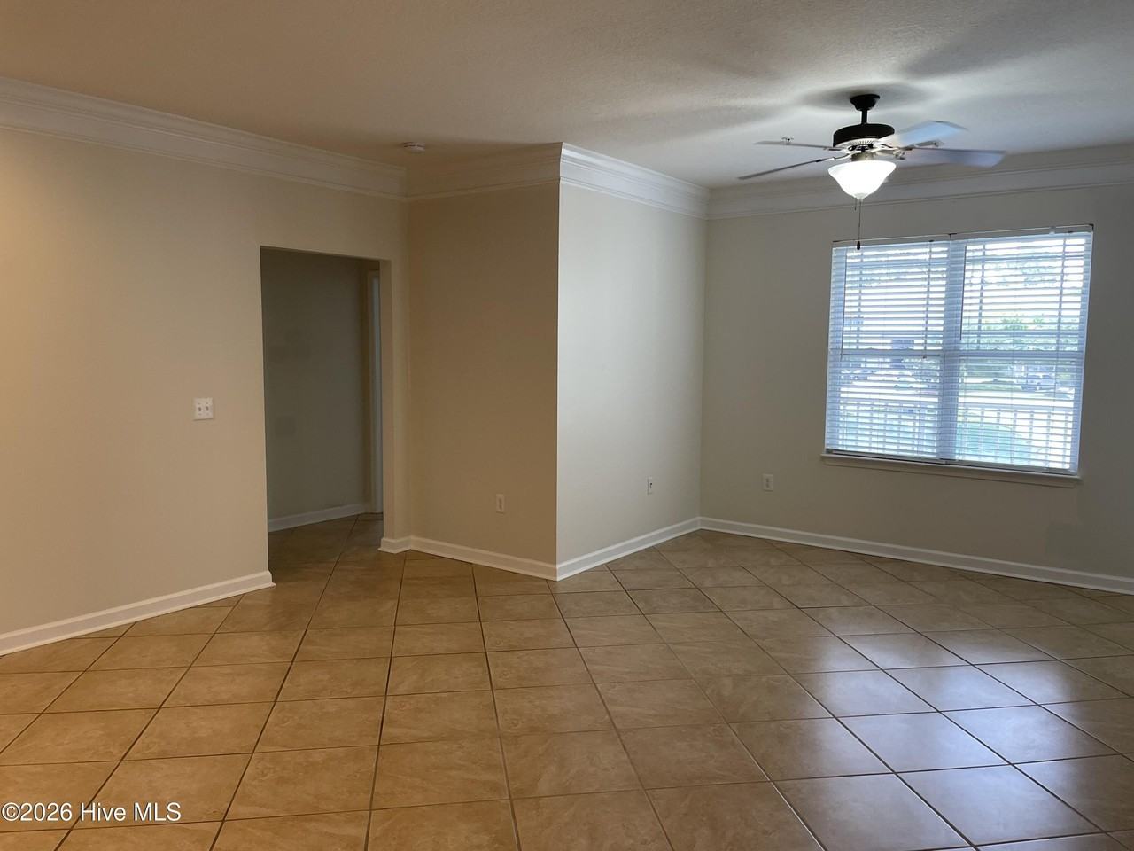 235 Woodlands Way #13 - Photo 5 of 47