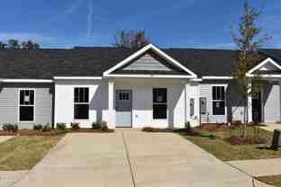 544 Hardy Pt - Photo 1 of 1