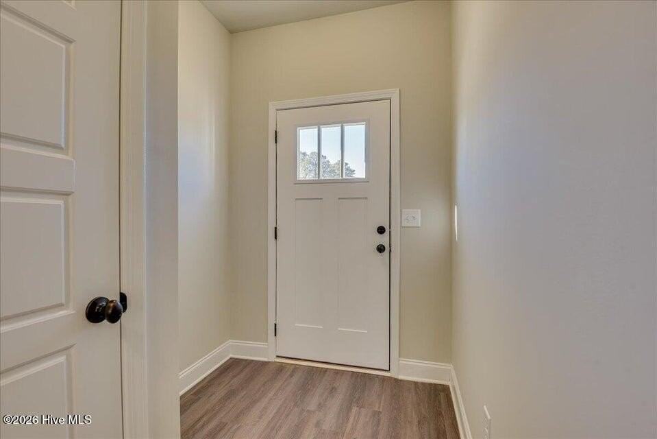 544 Hardy Pt - Photo 2 of 18