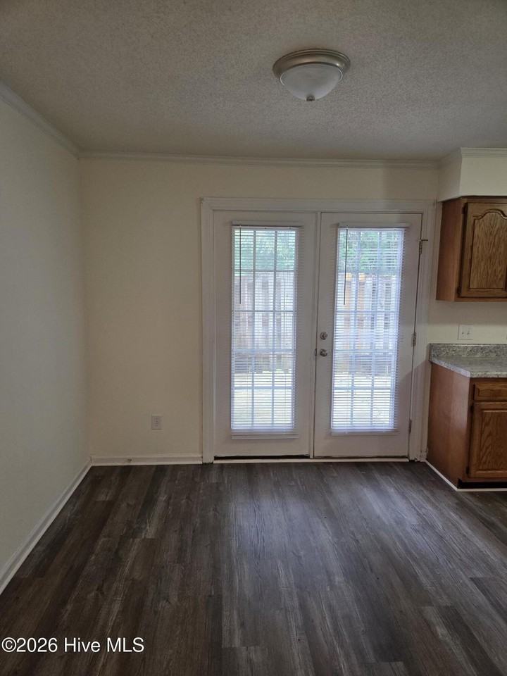 2902 Cedar Creek Rd #A - Photo 3 of 12