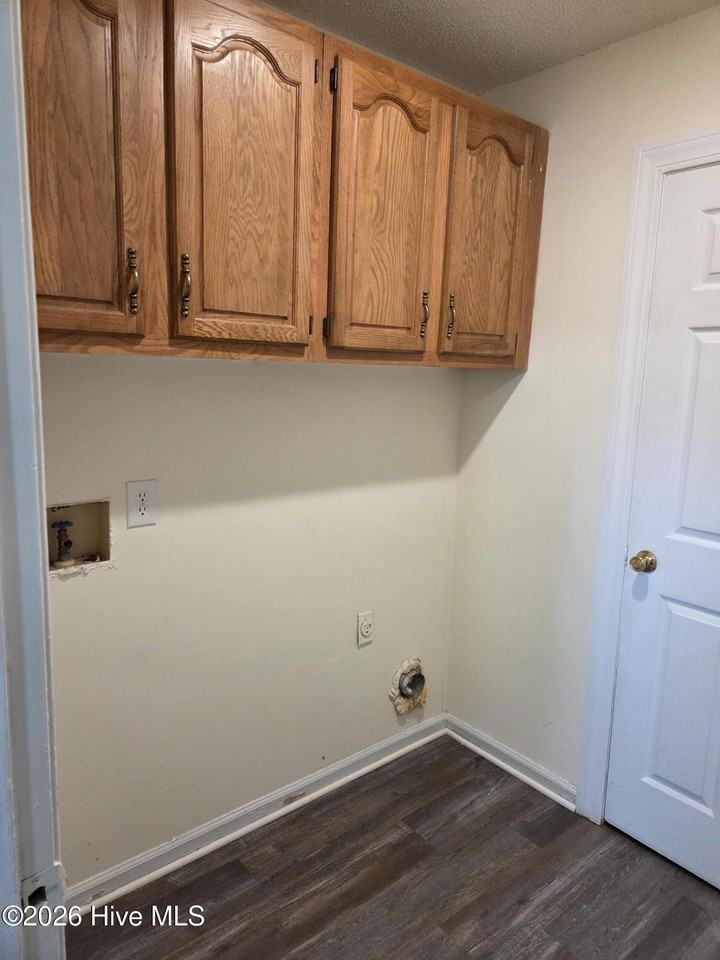 2902 Cedar Creek Rd #A - Photo 5 of 12