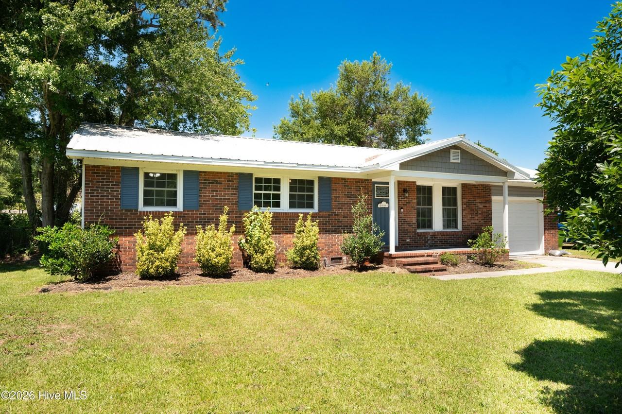 218 Forest View Dr - Photo 3 of 17