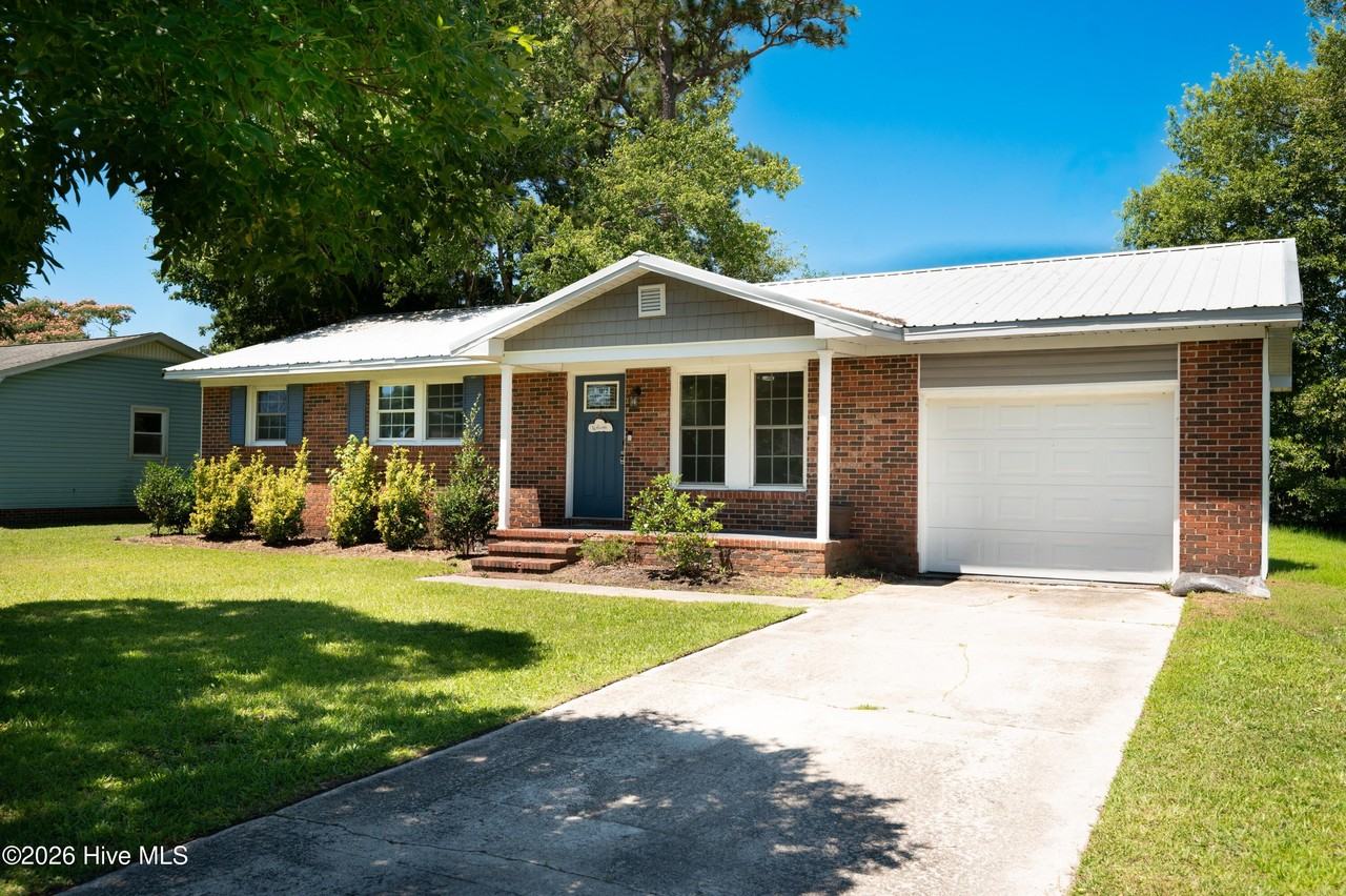 218 Forest View Dr - Photo 4 of 17
