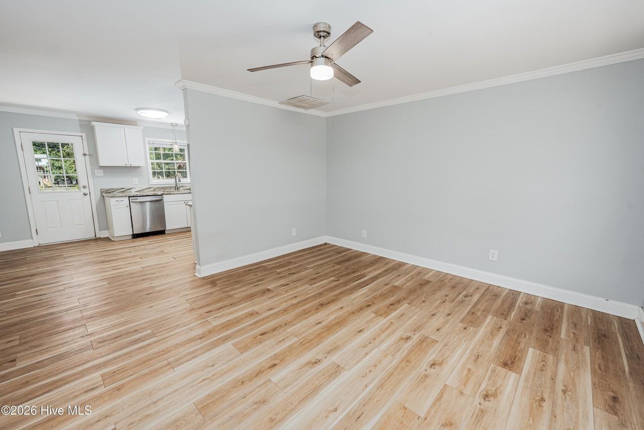 218 Forest View Dr - Photo 7 of 17