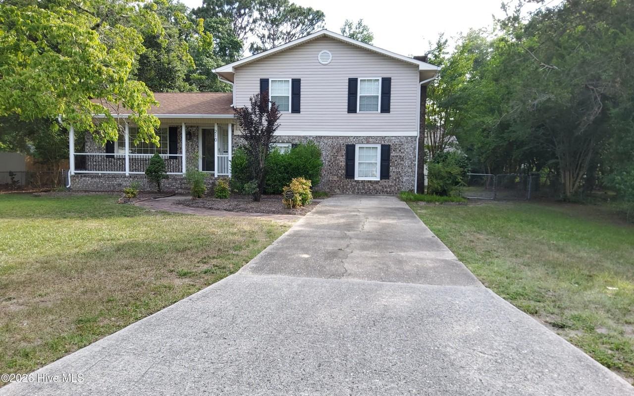 210 Spartan Rd - Photo 2 of 13
