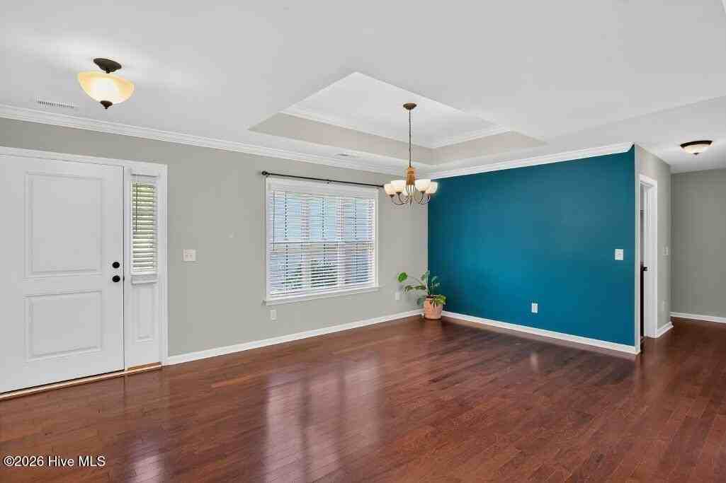 3208 Austin Ave - Photo 5 of 23