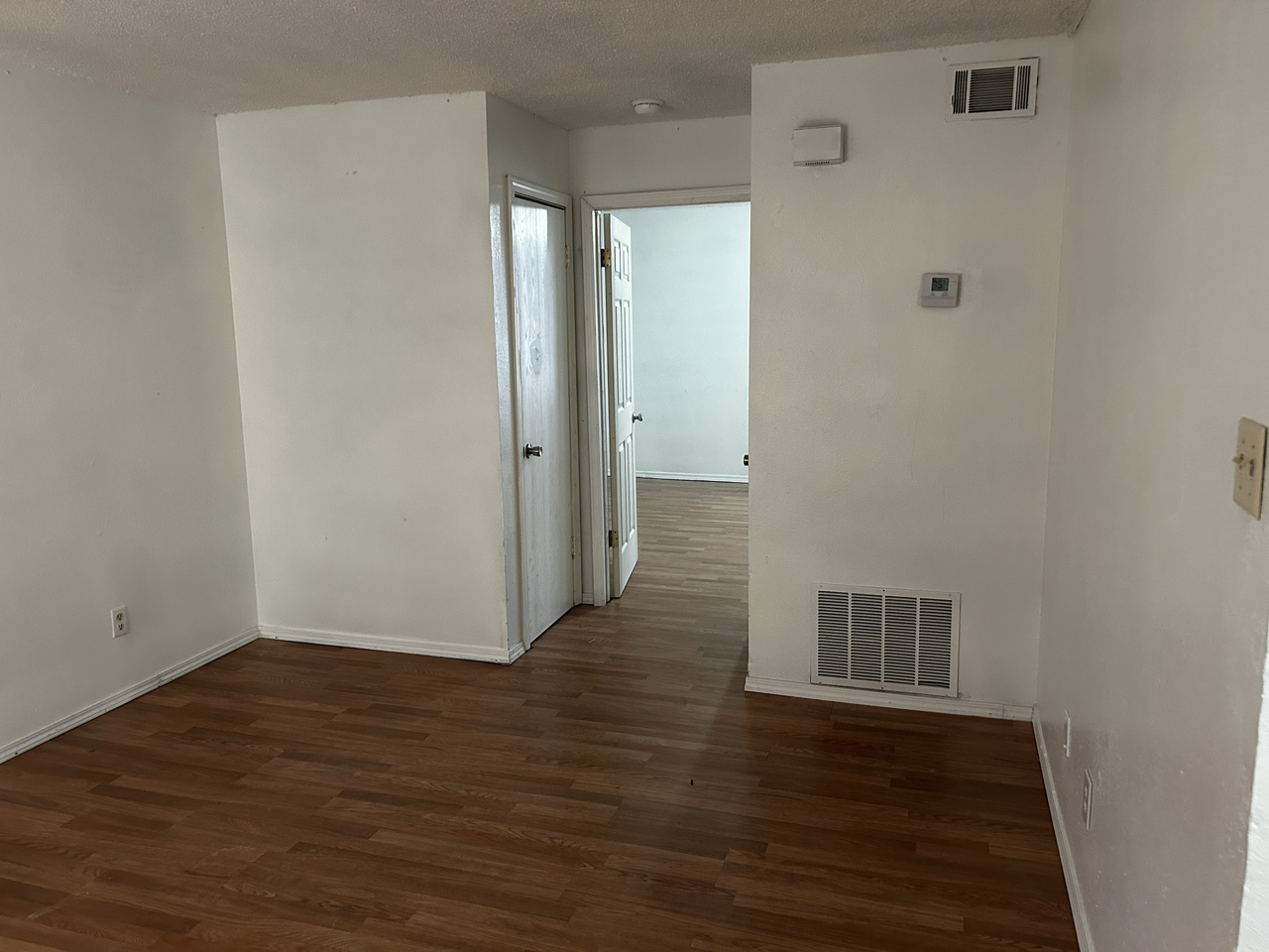Sunset Village A Apartments - Photo 6 of 6