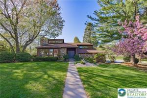 featured image of 3705 Vale View Dr