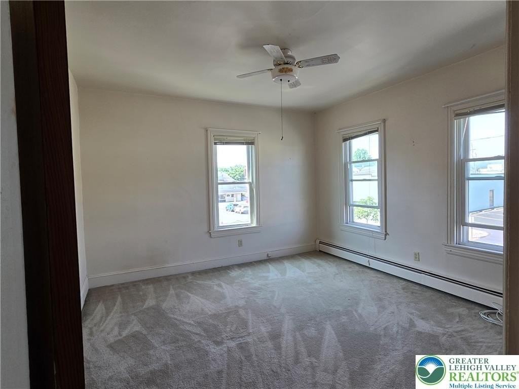 628 Linden St #2 - Photo 7 of 17