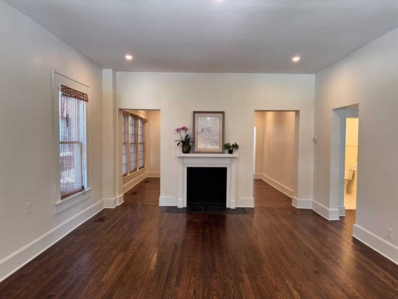 264 N Mcneil St - Photo 3 of 30