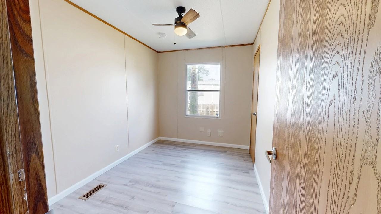 2406 Kathy Dr - Photo 7 of 8