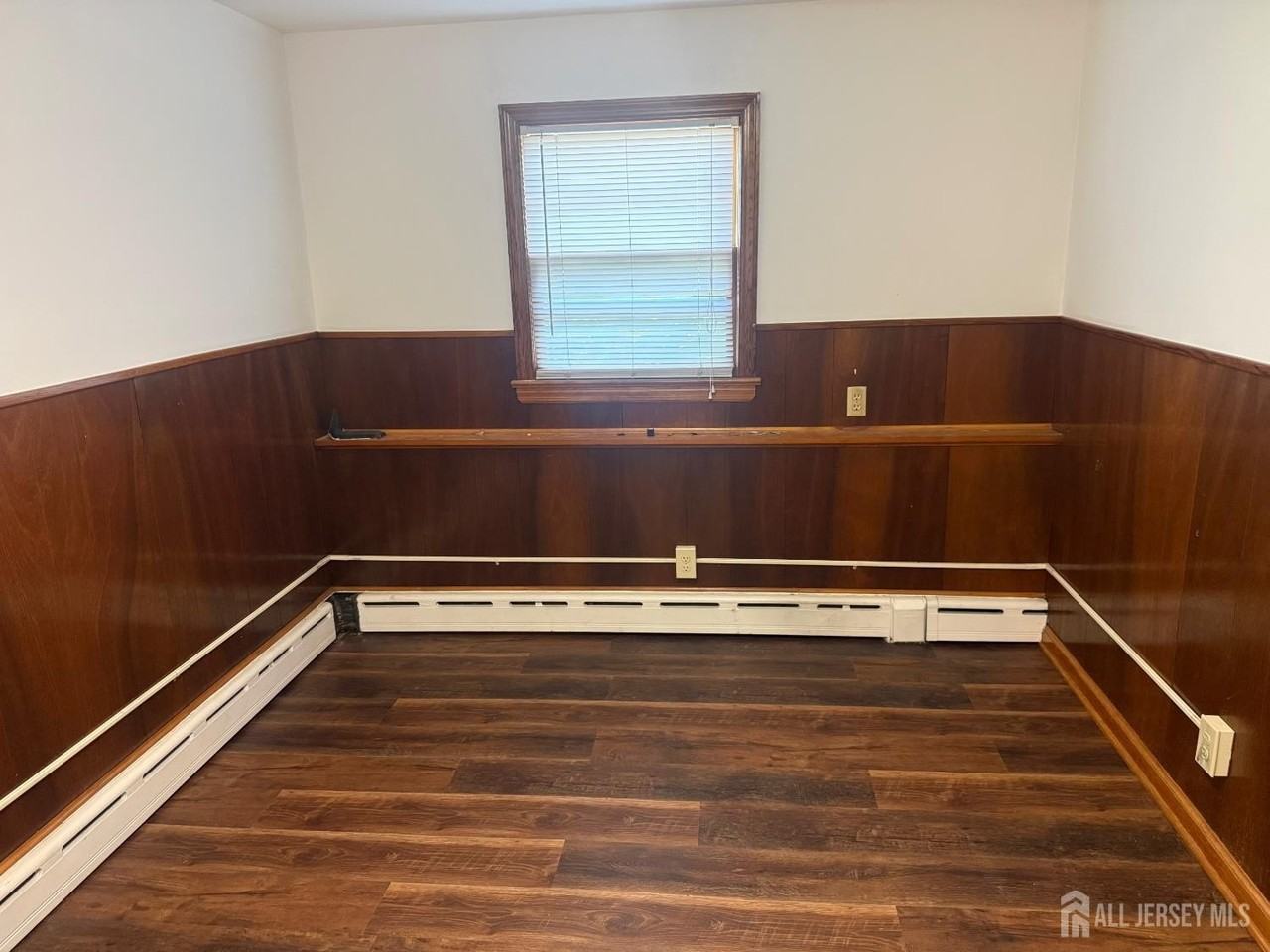 304 Fairlamb Ave - Photo 6 of 16