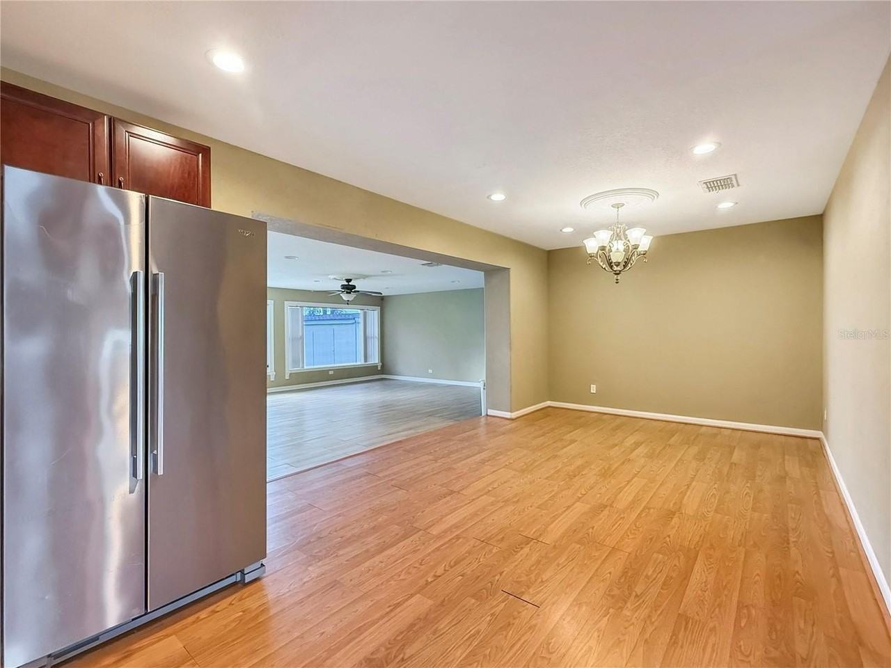 117 Lake Roy Dr - Photo 6 of 24