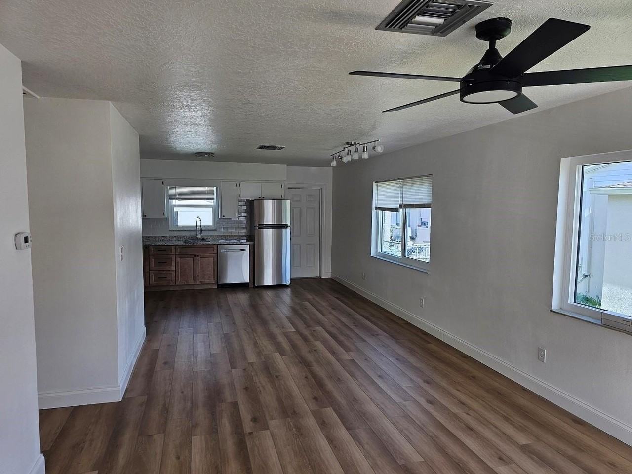 175 174th Terrace Dr E #2 - Photo 3 of 24