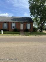 105 Northtown Dr - Photo 1 of 1