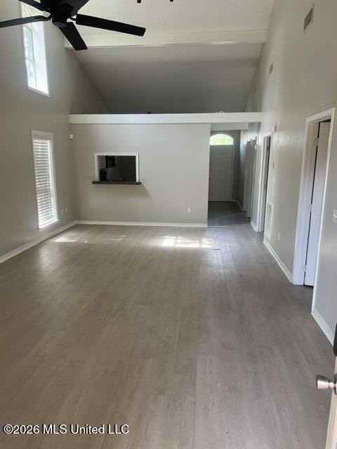 105 Northtown Dr - Photo 3 of 15