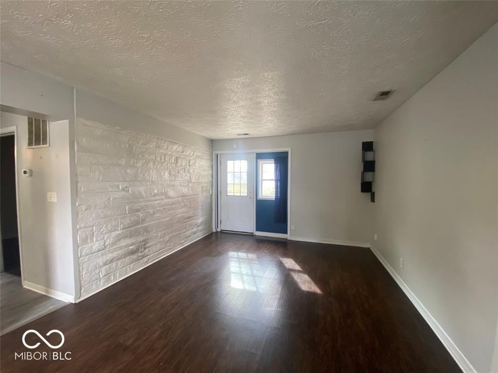 205 Baronne St - Photo 2 of 19