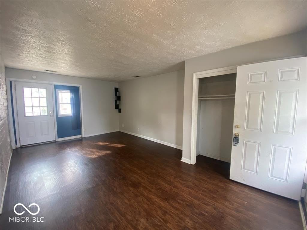 205 Baronne St - Photo 4 of 19