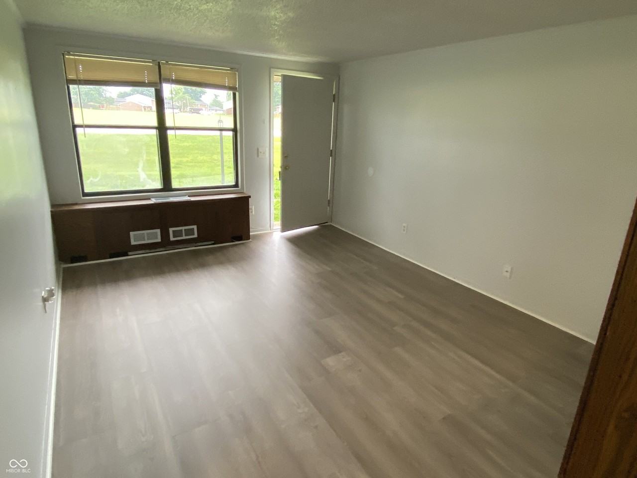 2000 Indianapolis Rd #21 - Photo 3 of 10